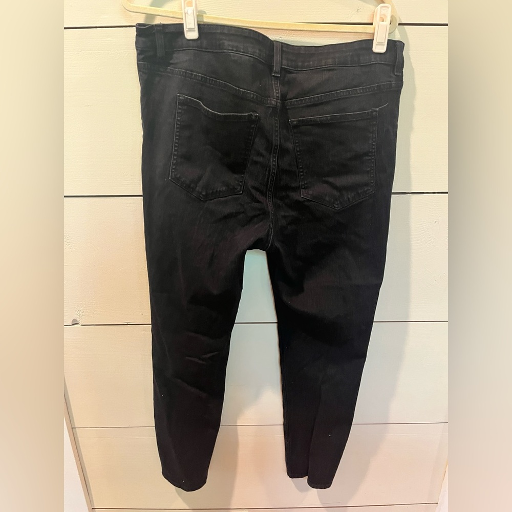 H&M Skinny Jeans 18- fits like 14